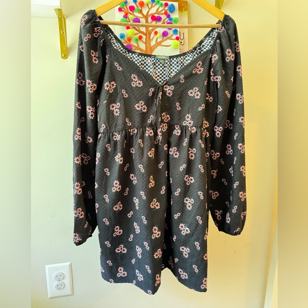 Wild Fable Black Floral Long Sleeve dress
